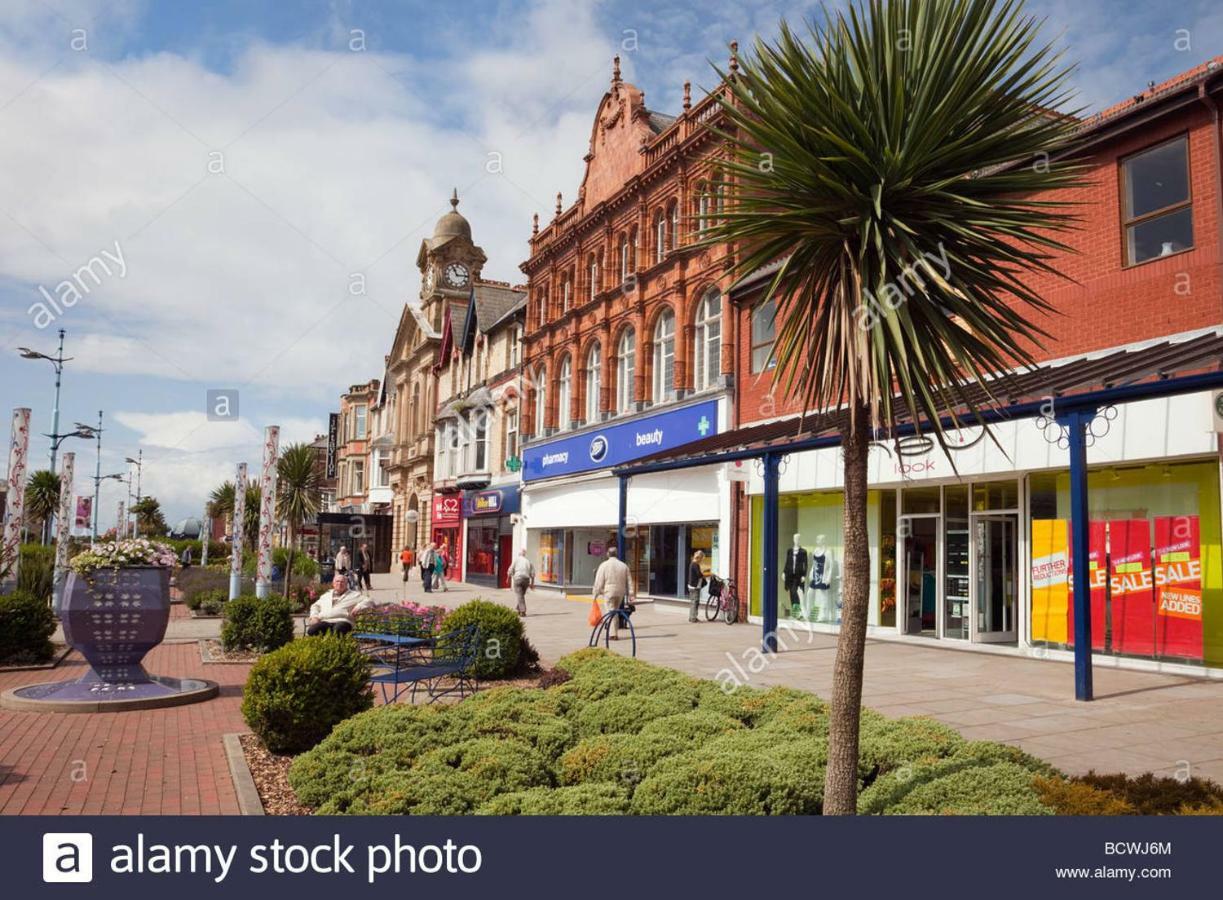 Esjays At Knowles House Bed and Breakfast Lytham St Annes Eksteriør billede